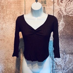 3/4 sleeve knit red wine crop top